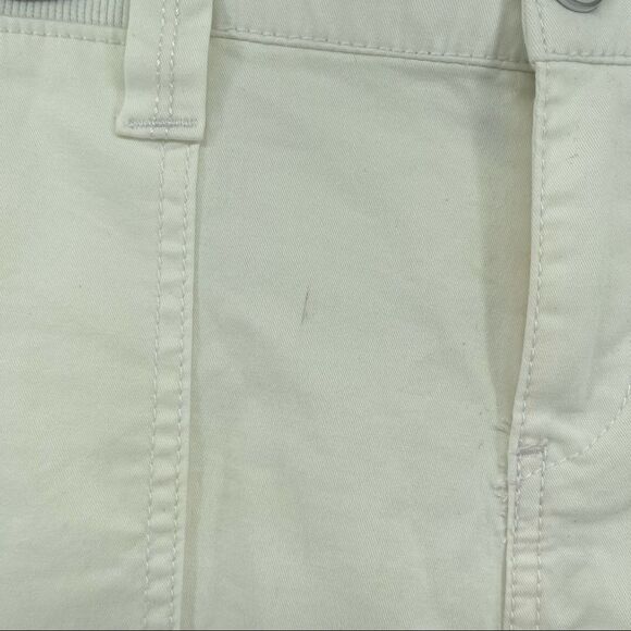 Gloria Vanderbilt Petites Crystal White Ribbed Utility Skimmer Capri Pants 4P - Picture 6 of 16